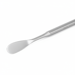 Close-up of 7mm spatula end