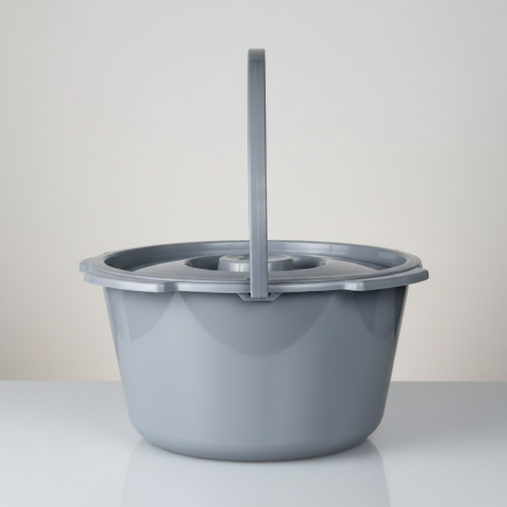 Side profile showing handle and capacity