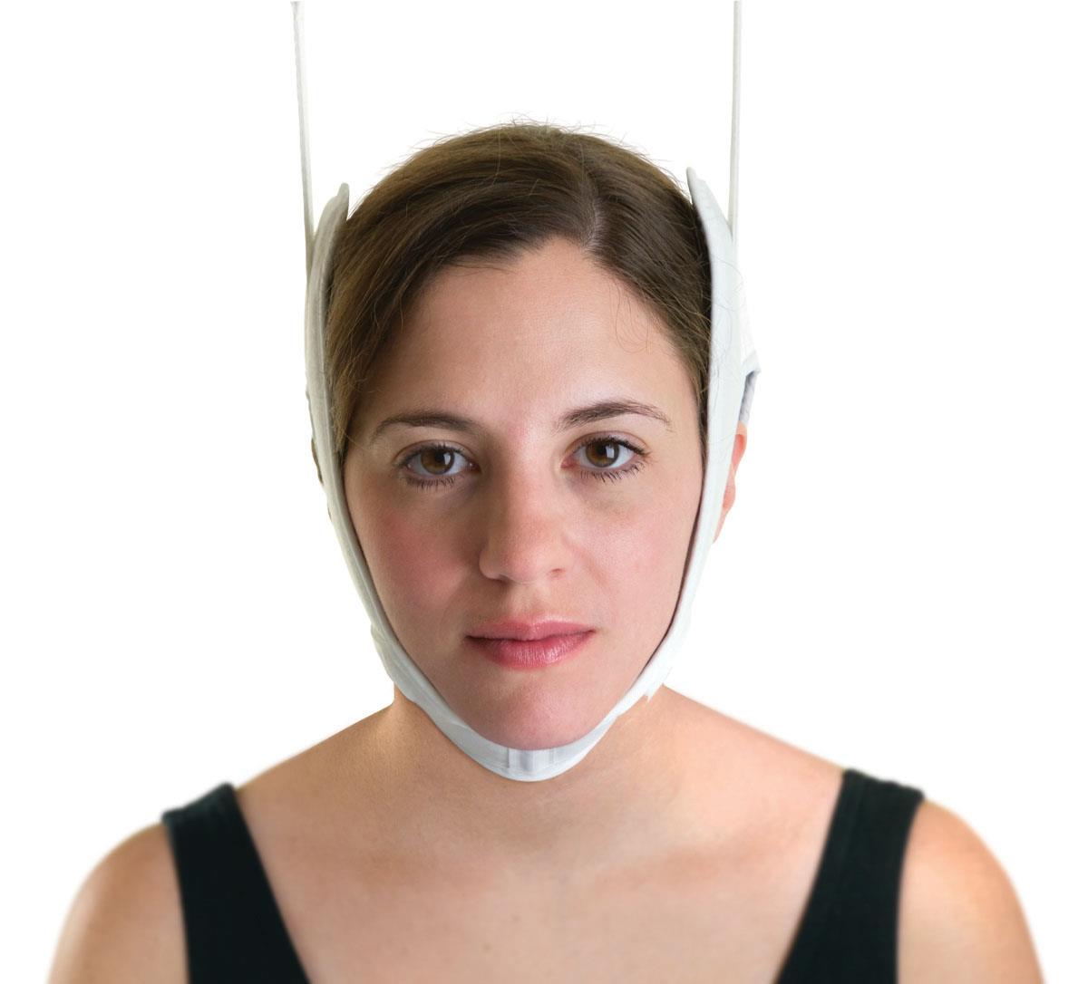 Medline Deluxe Head Halter with Standard Cervical Traction - Universal Fit
