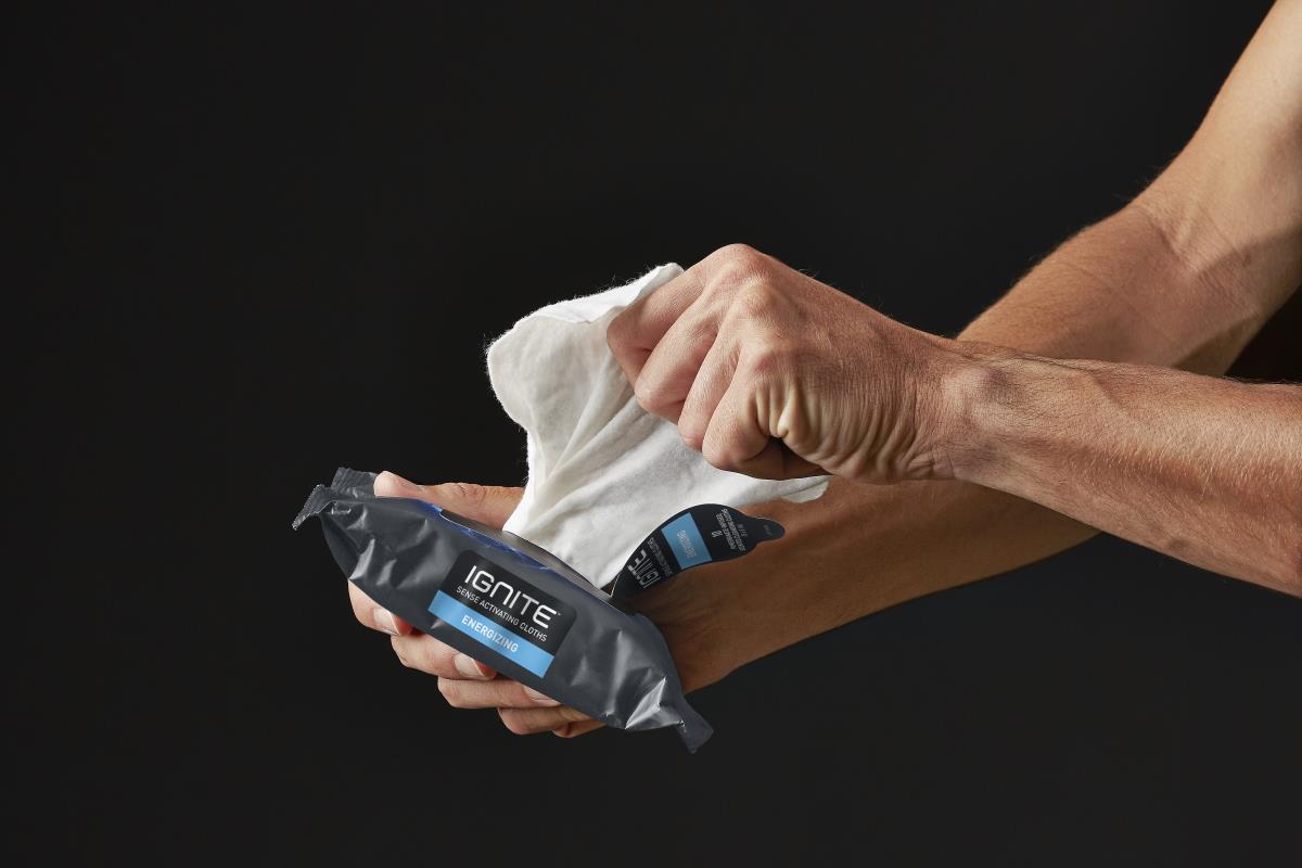 Energizing Coffee & Pomegranate Body Wipes - Large 8x8 Inch No-Rinse Cleansing Cloths