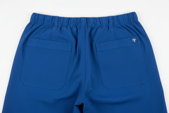 Back view showing dual pockets