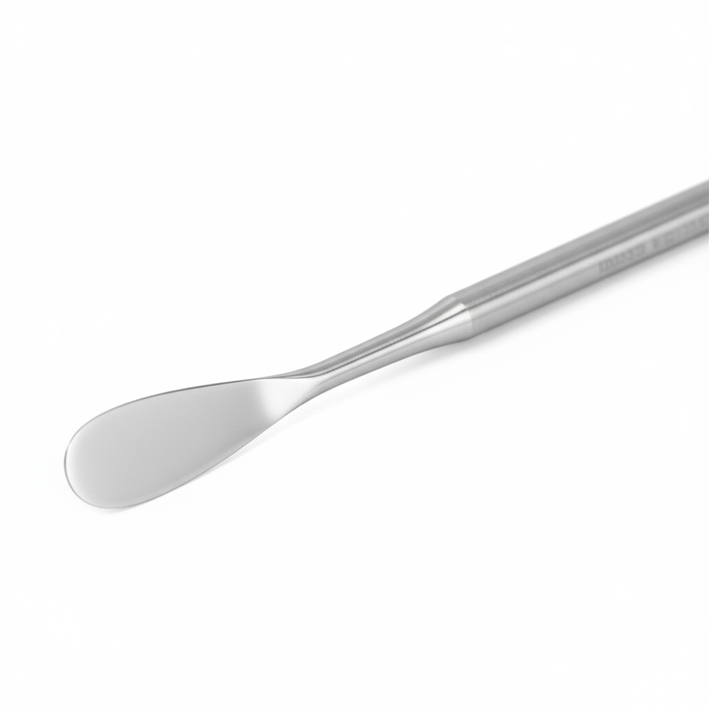 Close-up of 7mm spatula end