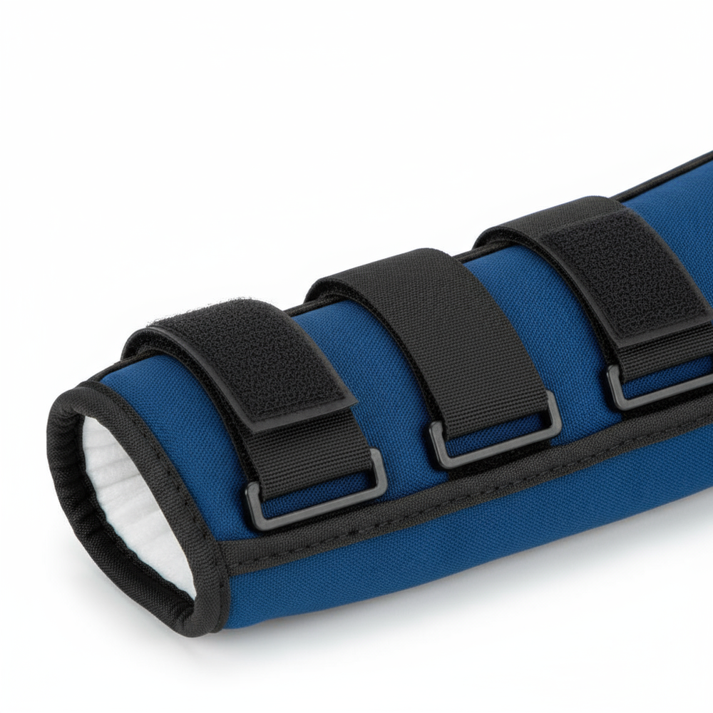 Closure strap detail