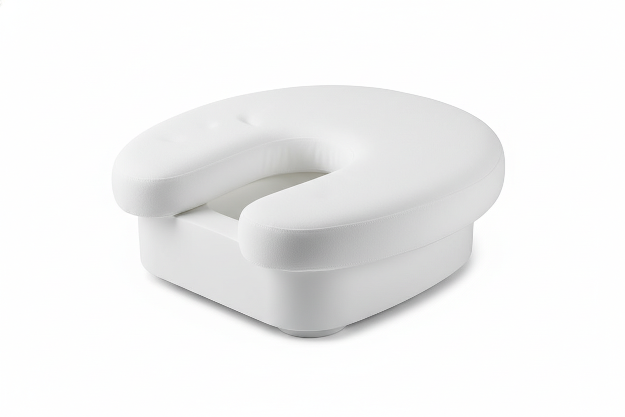 Front three-quarter view