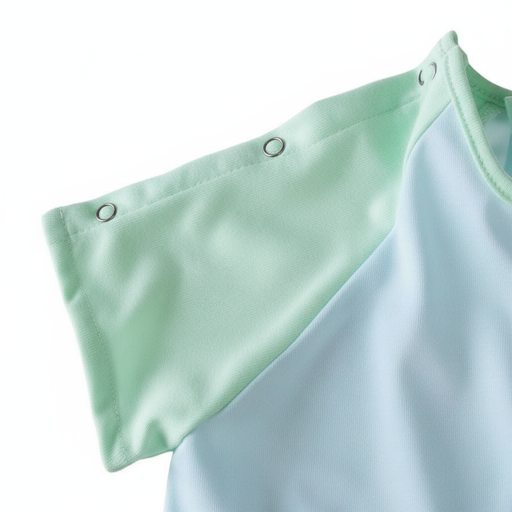 Snap-on sleeve detail