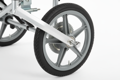 Dual axle detail view