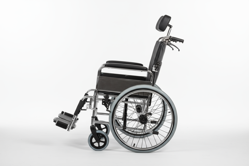 Side view showing reclining mechanism